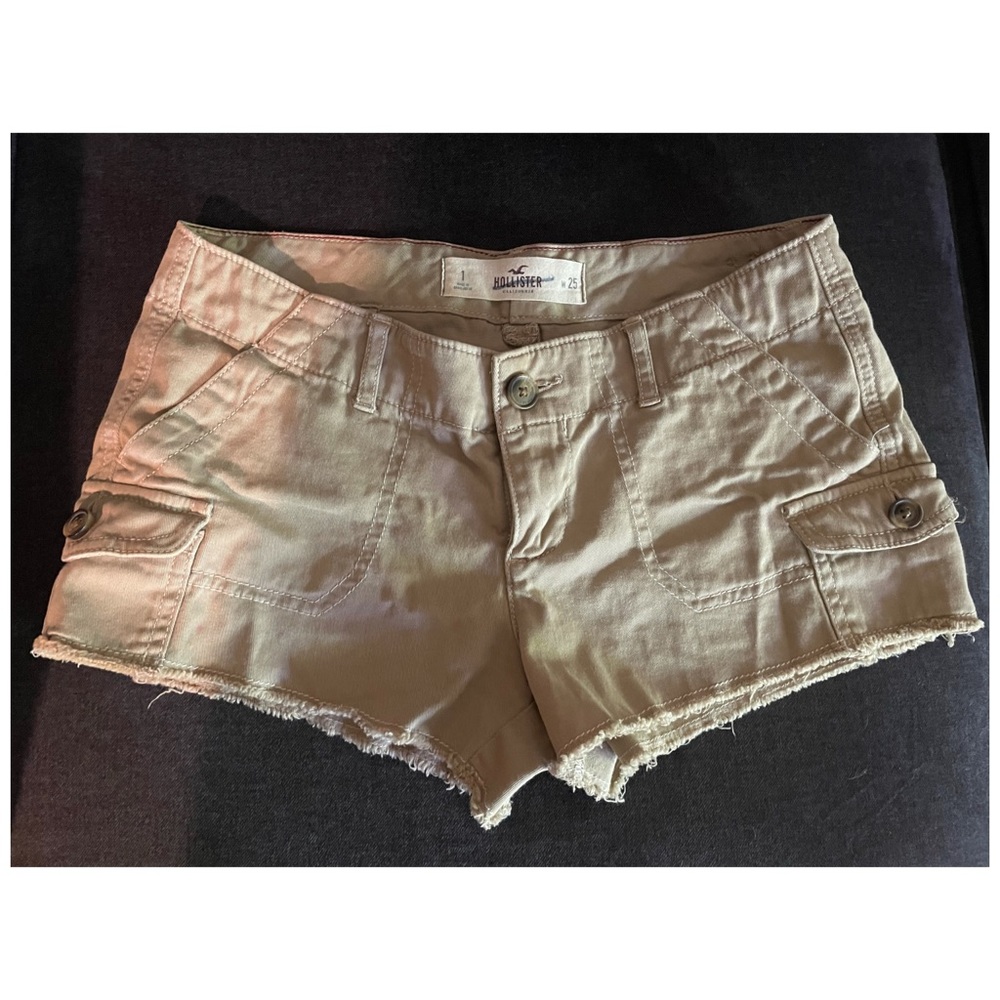Hollister Shorts - khaki